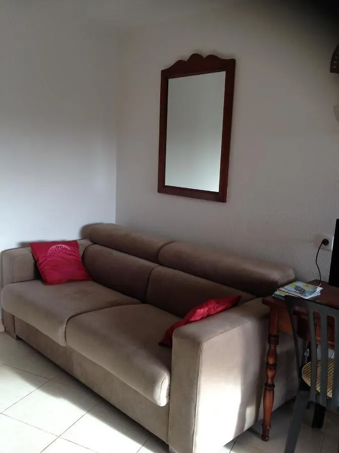 Studio A Proximite De Belles Plages Sainte-Anne Apartamento